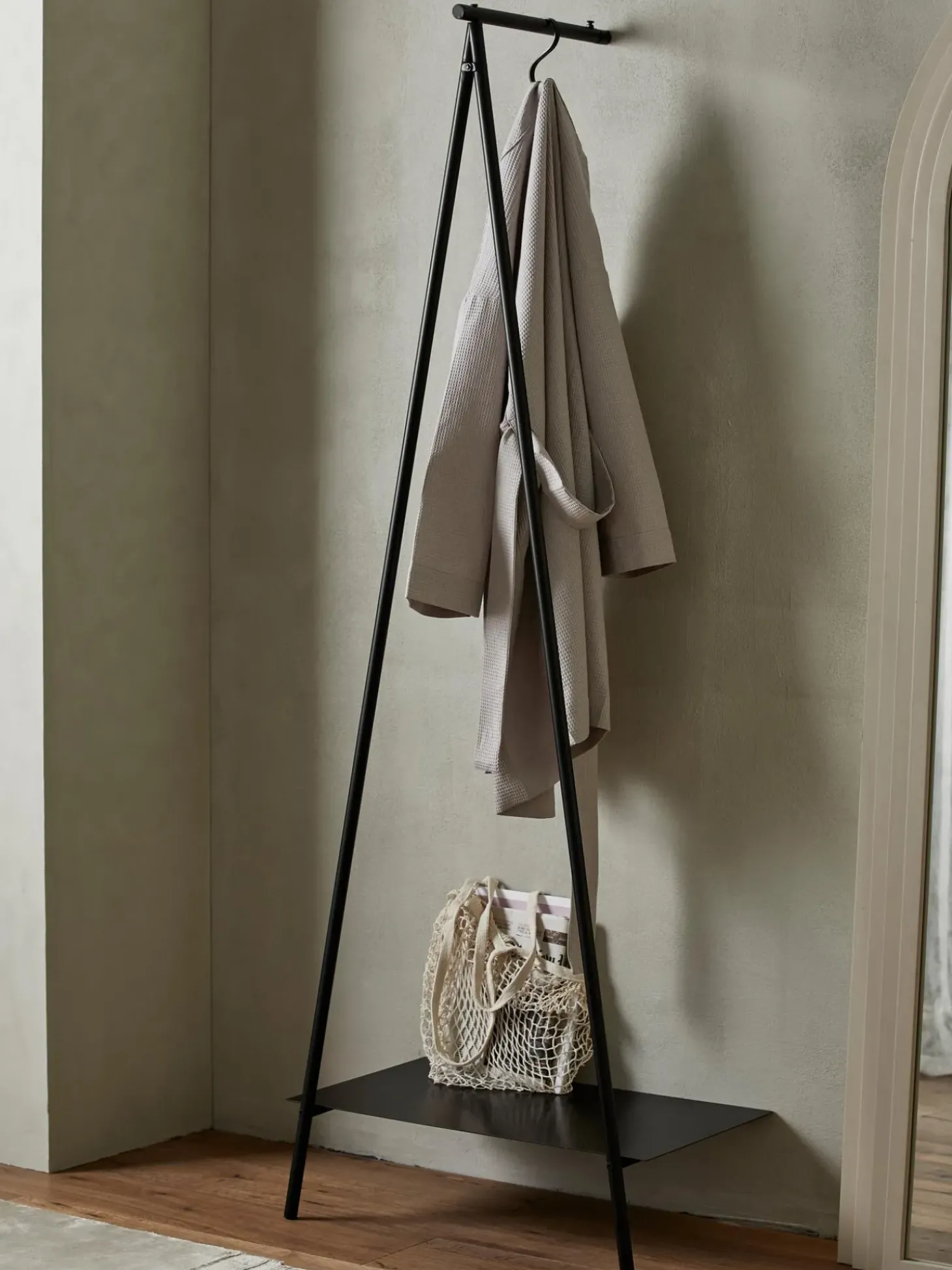 Appendiabiti Da Parete Con Asta Porta Abiti E Mensola Ravi