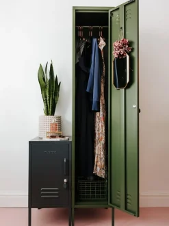 Armadietto The Skinny