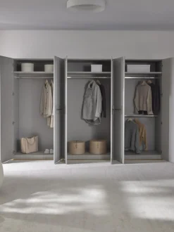 Armadio Componibile Con Ante Battenti Charlotte, Larg. 300 Cm, In Diverse Varianti