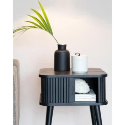 Comodino In Legno Con Anta Scorrevole E Frontale Scanalato Barbier*Zuiver New