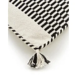 Copricuscino In Cotone Con Struttura Intrecciata A Mano E Nappe Okiro*Westwing Collection Best