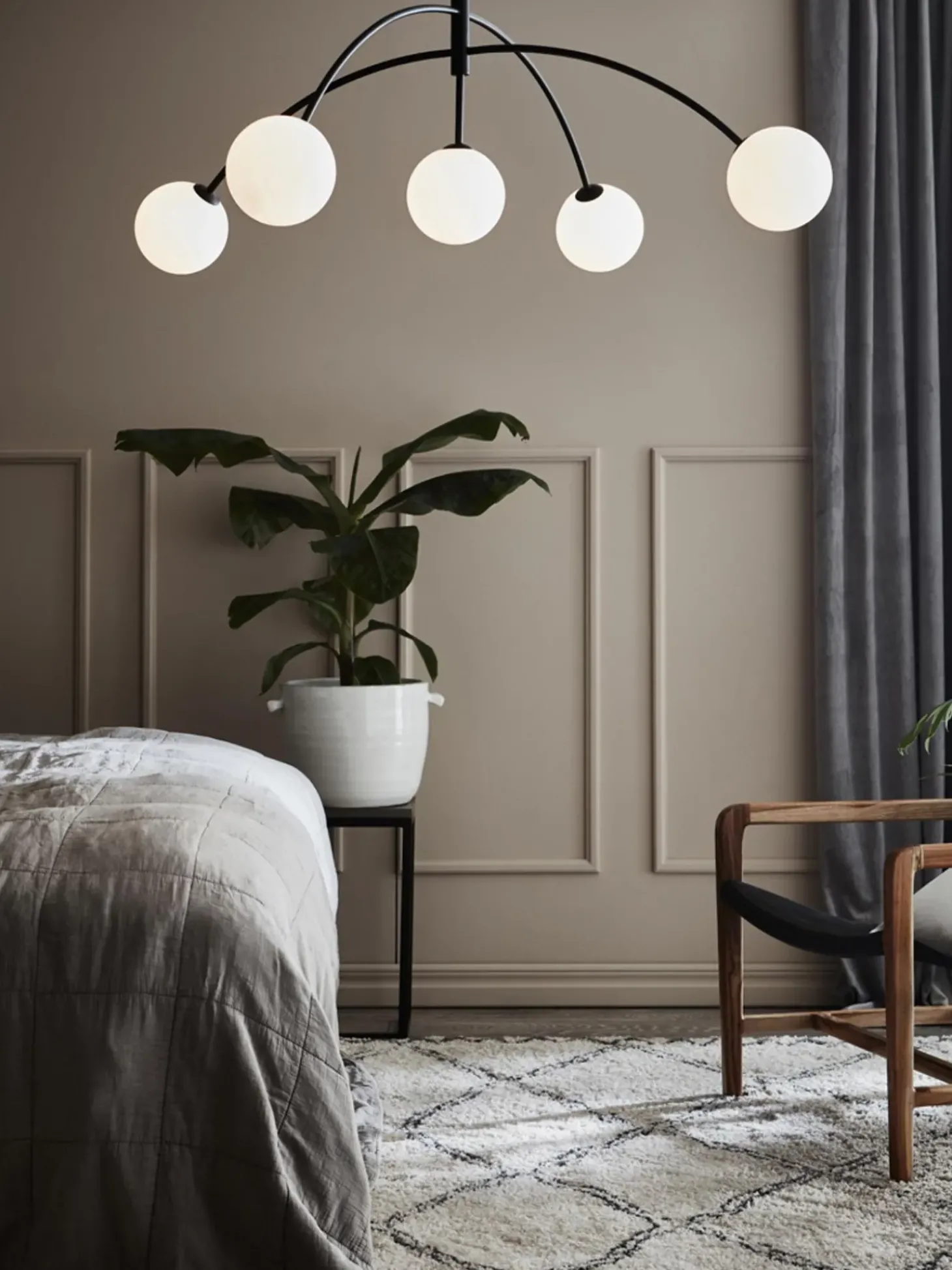 Lampada A Sospensione Grande In Vetro Opale Heaven