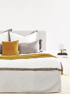 Letto Imbottito Con Contenitore Feather