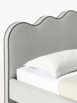Letto Imbottito Con Testiera Ondulata Romy