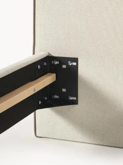 Letto Imbottito Con Testiera Ondulata Romy