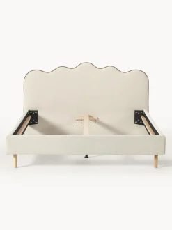 Letto Imbottito Con Testiera Ondulata Romy