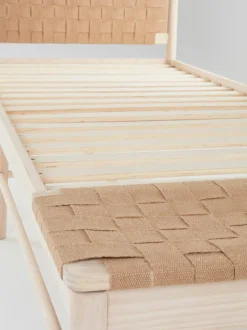 Letto In Legno Con Testiera In Juta Kopenhamn