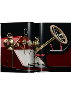 Libro Illustrato 50 Ultimate Sports Cars: 1910S To Present