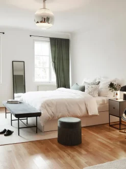 Panca In Velluto Comma