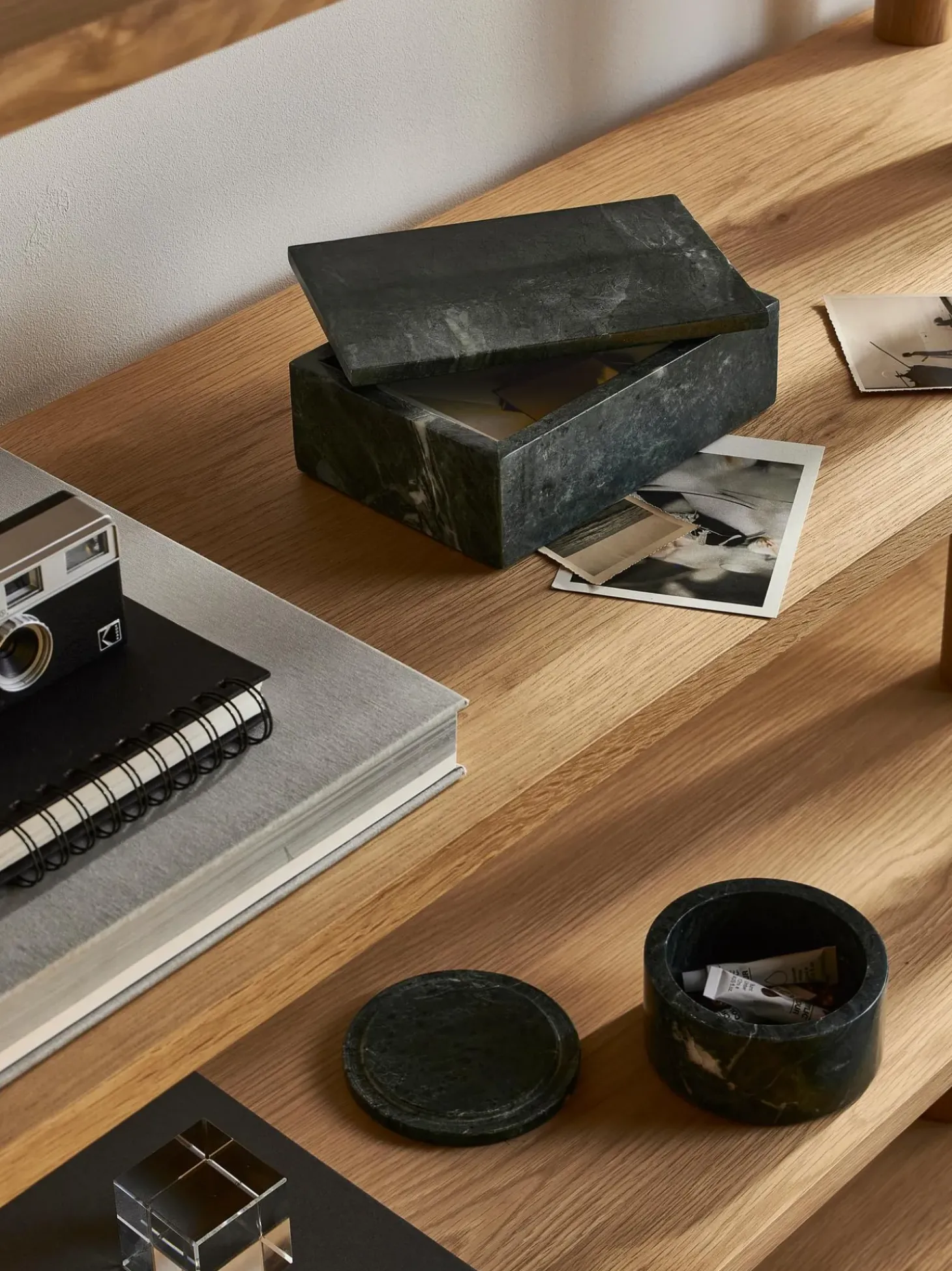 Portaoggetti In Marmo Con Coperchio Venice