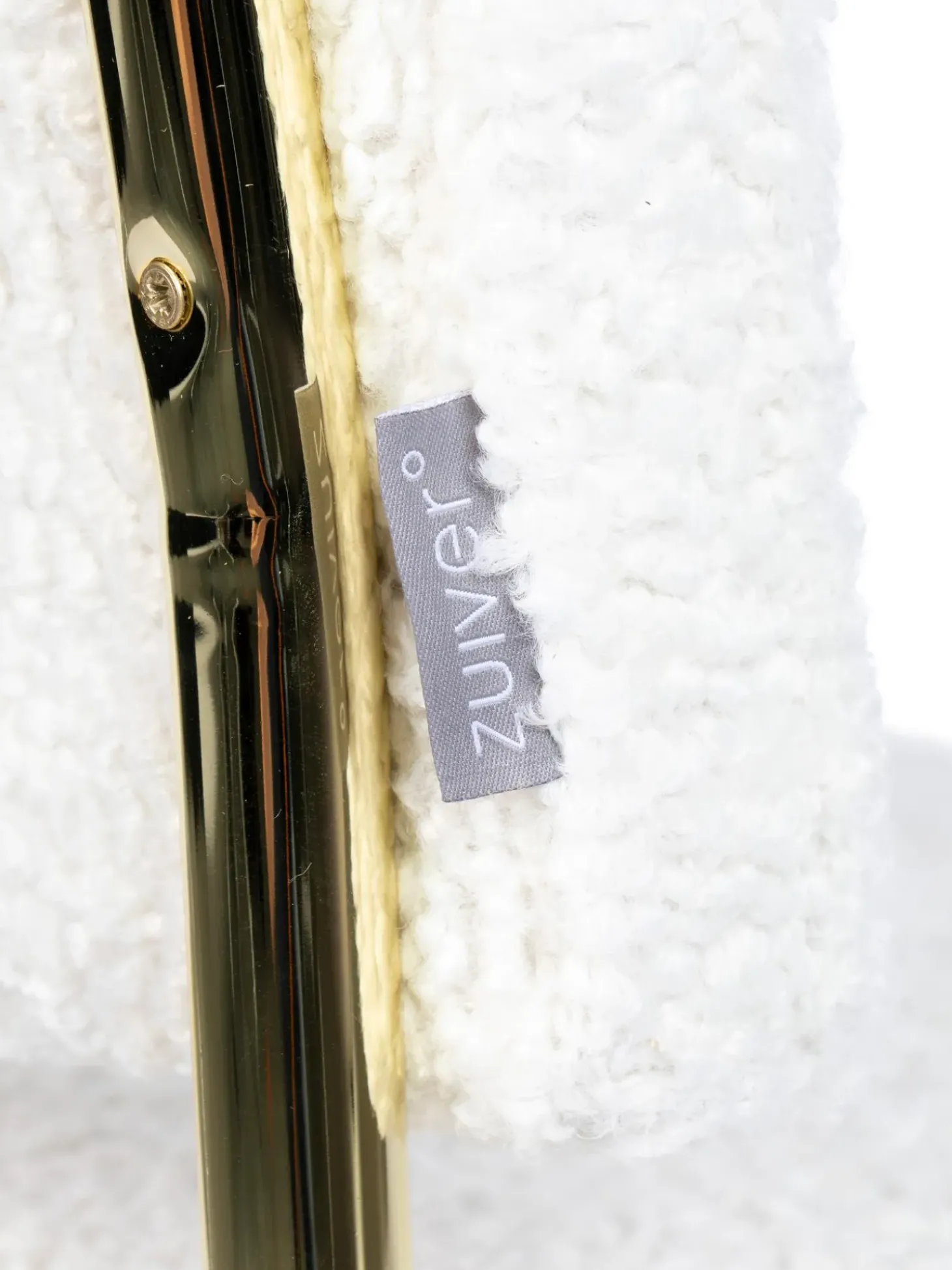 Sedia Cantilever In Teddy Kink