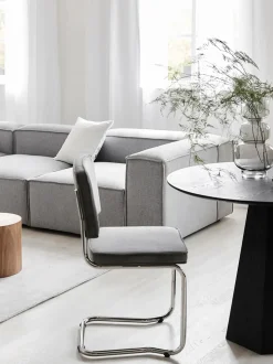 Sedia Cantilever In Velluto A Coste Kink