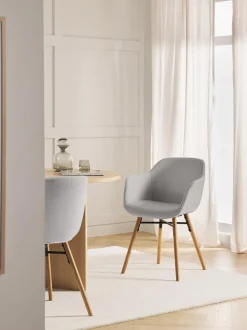 Sedia Con Braccioli Con Seduta Stretta Fiji