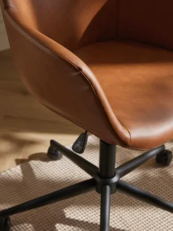 Sedia Da Scrivania In Similpelle Con Seduta Stretta Fiji