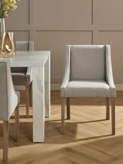 Sedia Imbottita Con Gambe In Legno Savannah