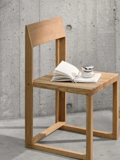 Sedia In Legno Di Quercia Outline