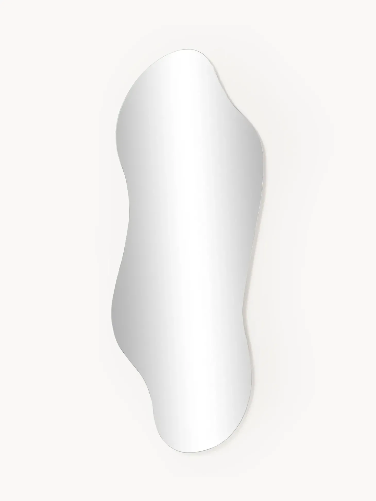 Specchio Da Parete Dalla Forma Organica Senza Cornice Lia