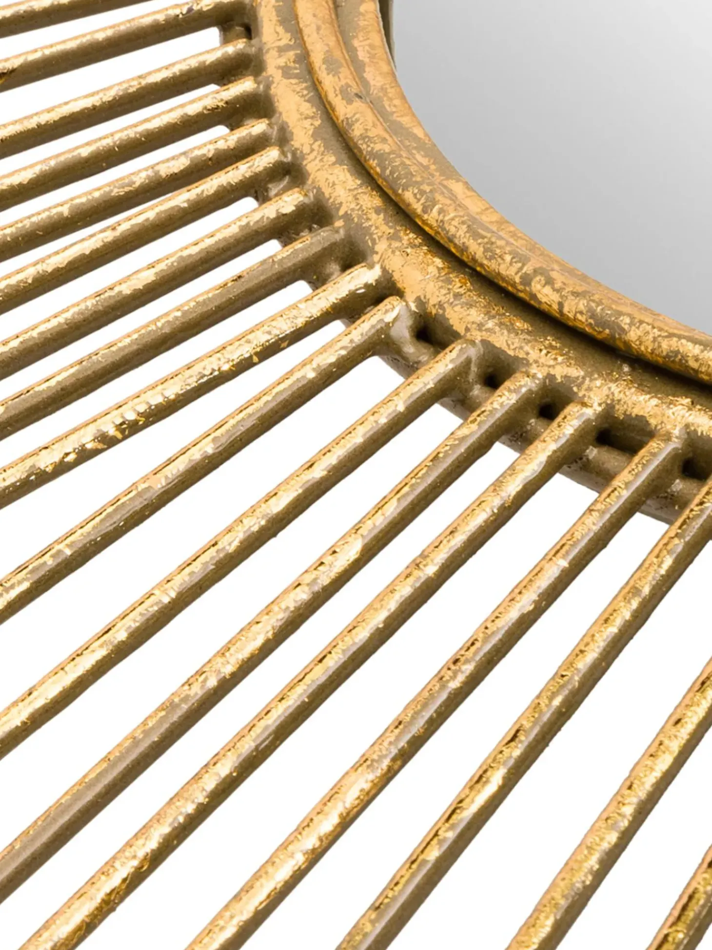 Specchio Da Parete In Metallo Dorato Ella