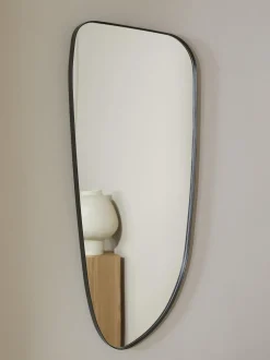 Specchio Da Parete Moderno Dalla Forma Curva Oiva