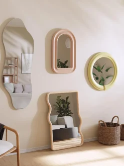 Specchio Da Parete Ondulato In Legno Stream