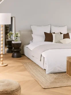 Specchio Rettangolare Da Parete Con Cornice In Legno Di Quercia Marrone Avery