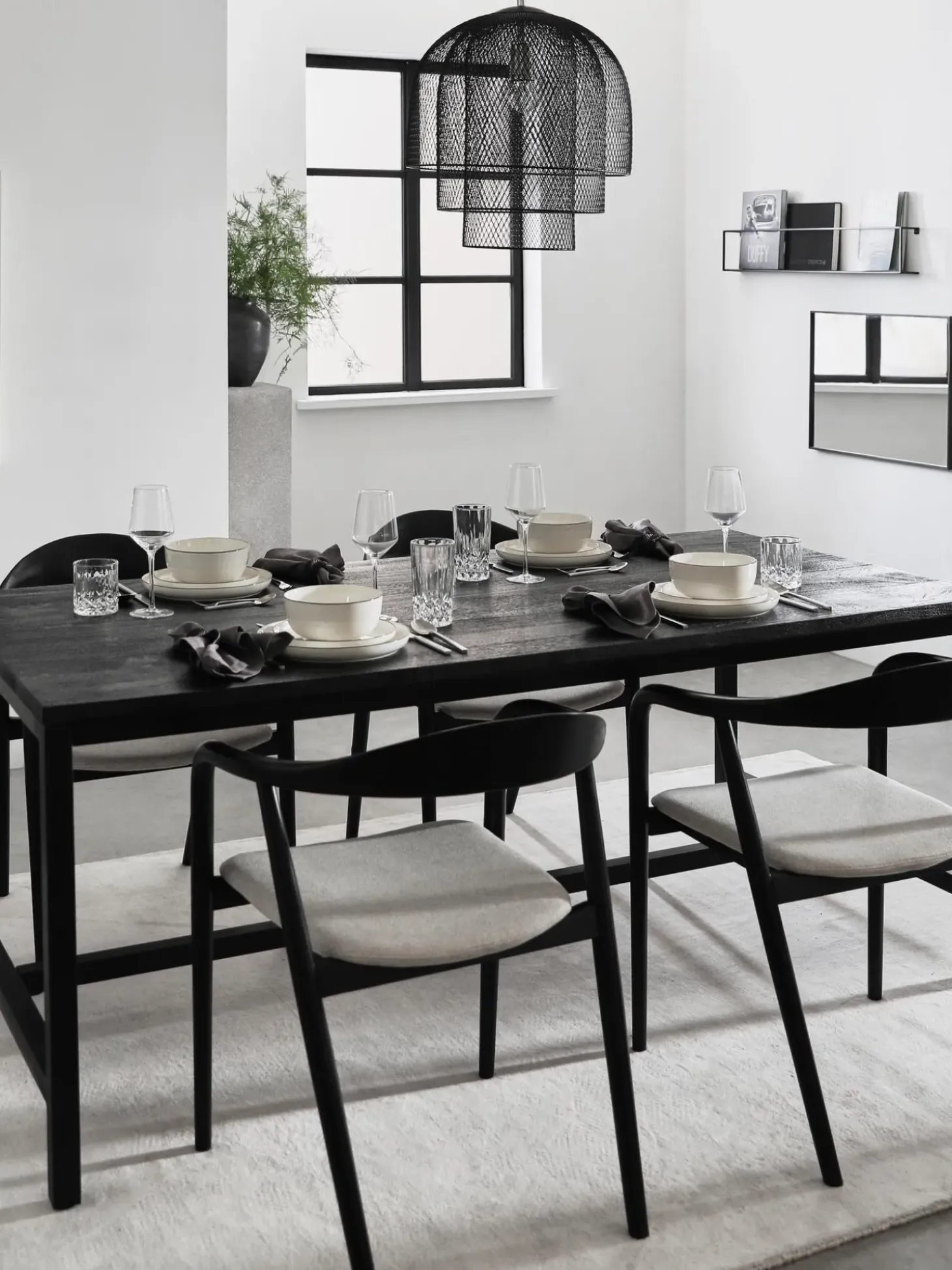 Tavolo Con Piano In Legno Massiccio Nero Raw, 180X90 Cm