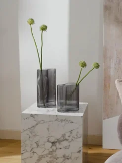 Vaso Di Design In Vetro Soffiato Con Rilievo Scanalato Dawn