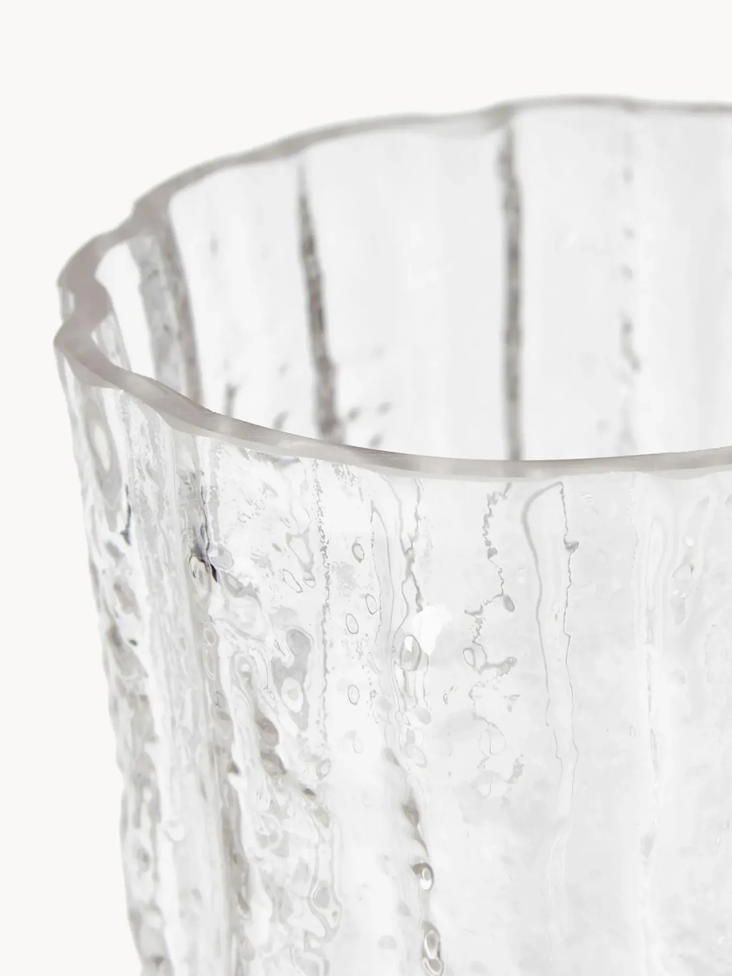 Vaso In Vetro Dalla Superficie Strutturata Elli